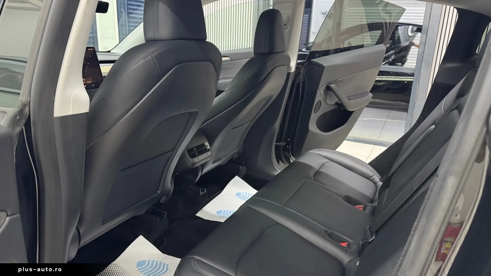 Tesla Model Y Dual Motor Long Range