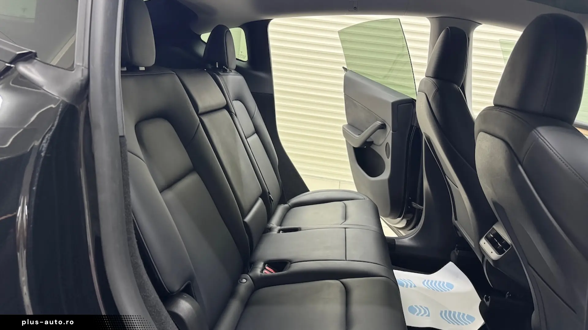 Tesla Model Y Dual Motor Long Range