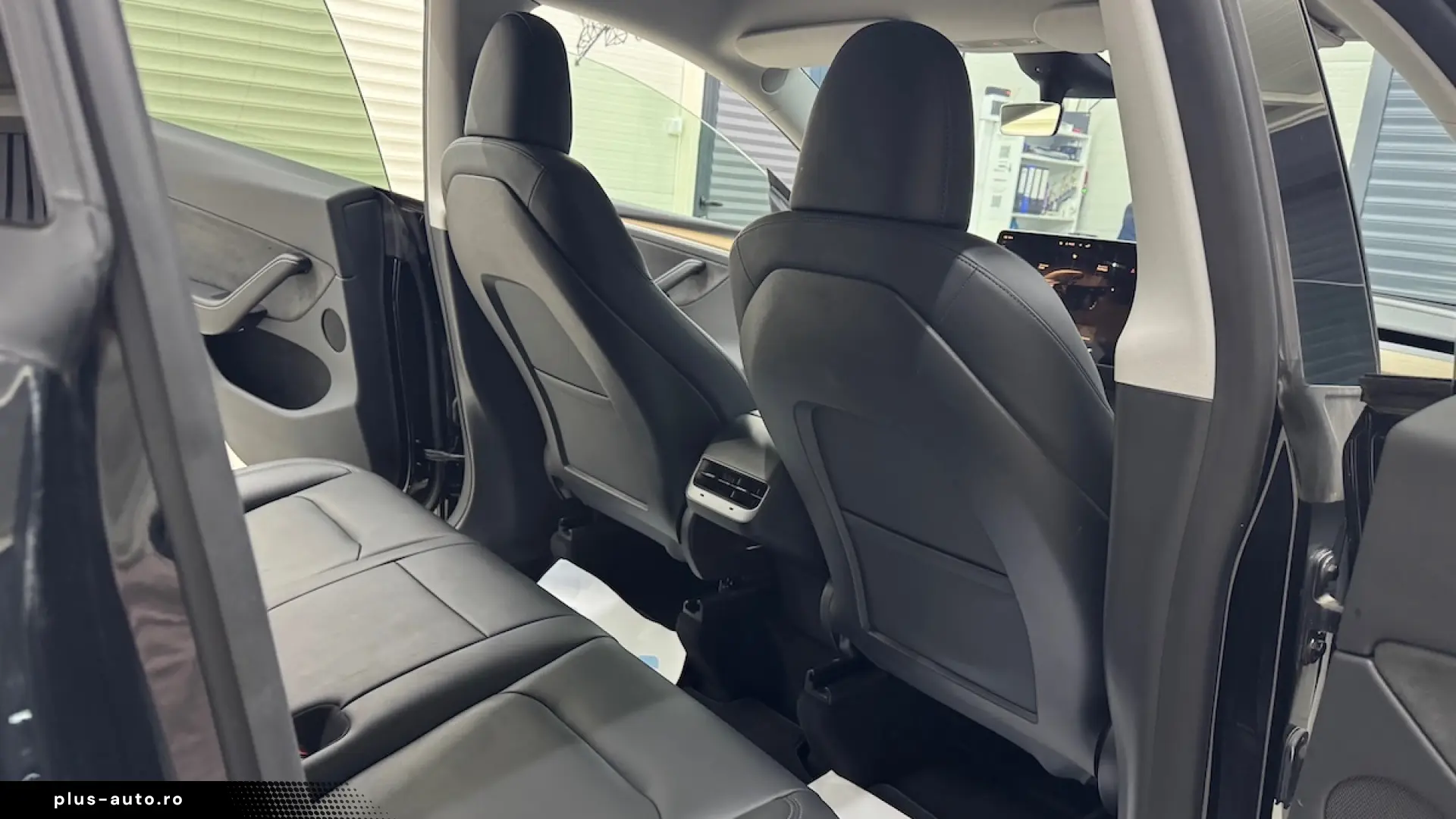 Tesla Model Y Dual Motor Long Range