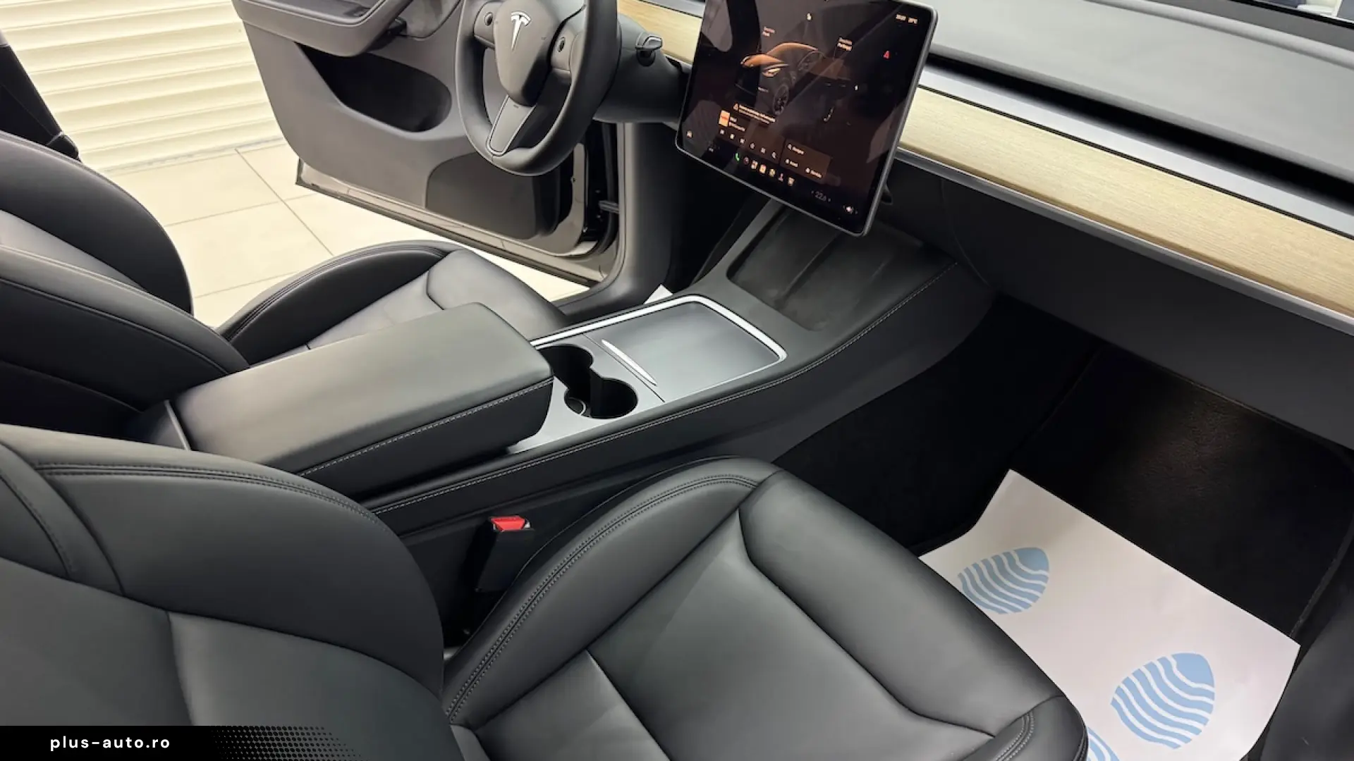 Tesla Model Y Dual Motor Long Range