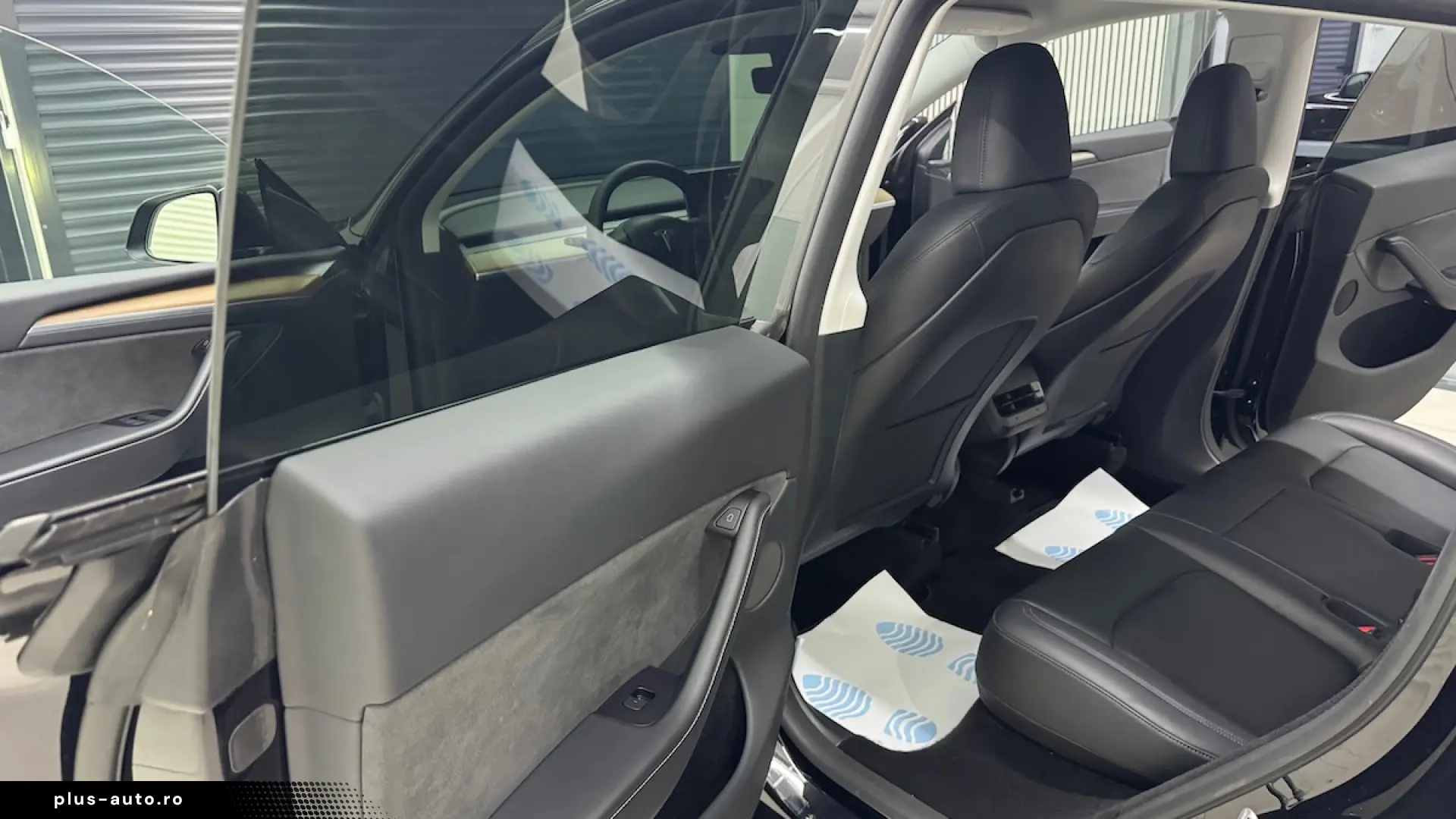 Tesla Model Y Dual Motor Long Range