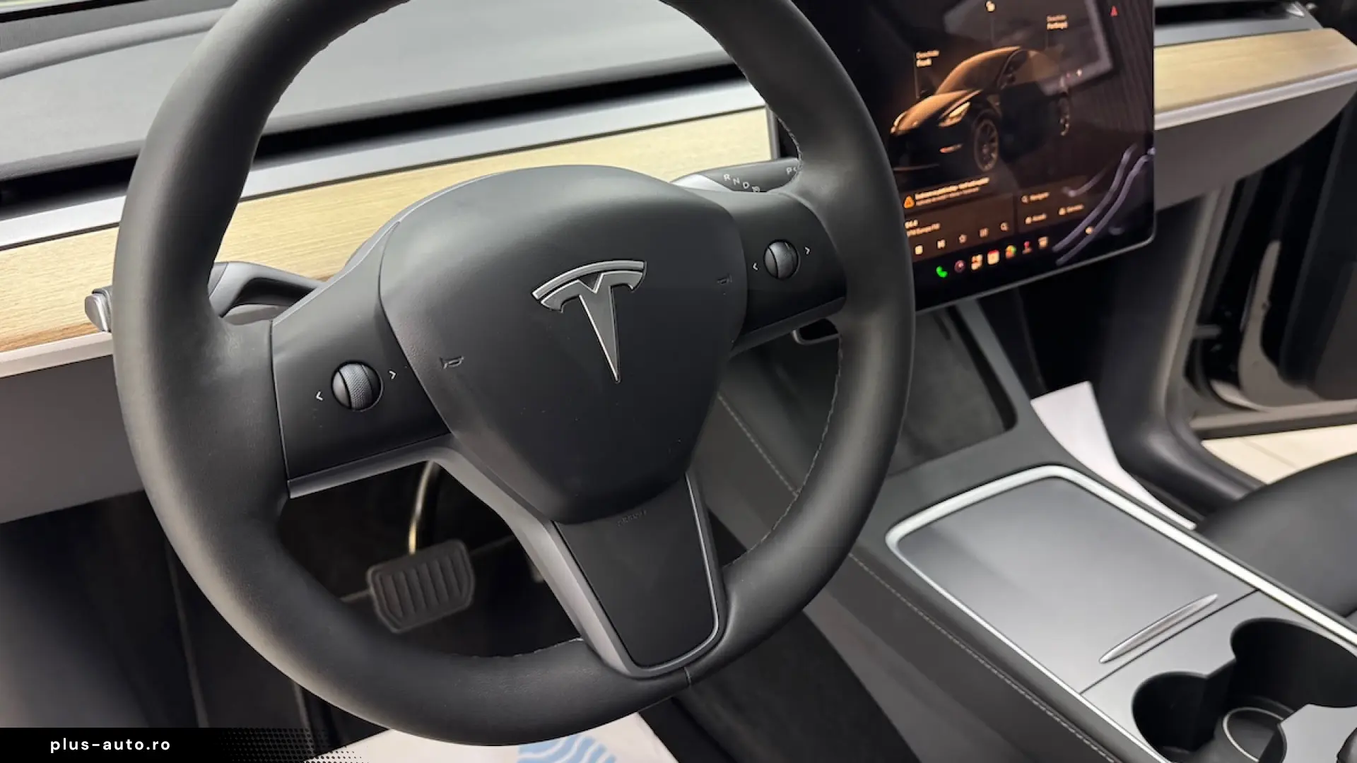 Tesla Model Y Dual Motor Long Range