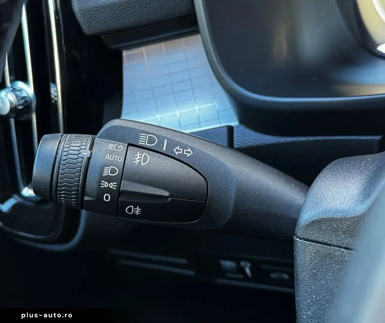 Volvo Xc-40