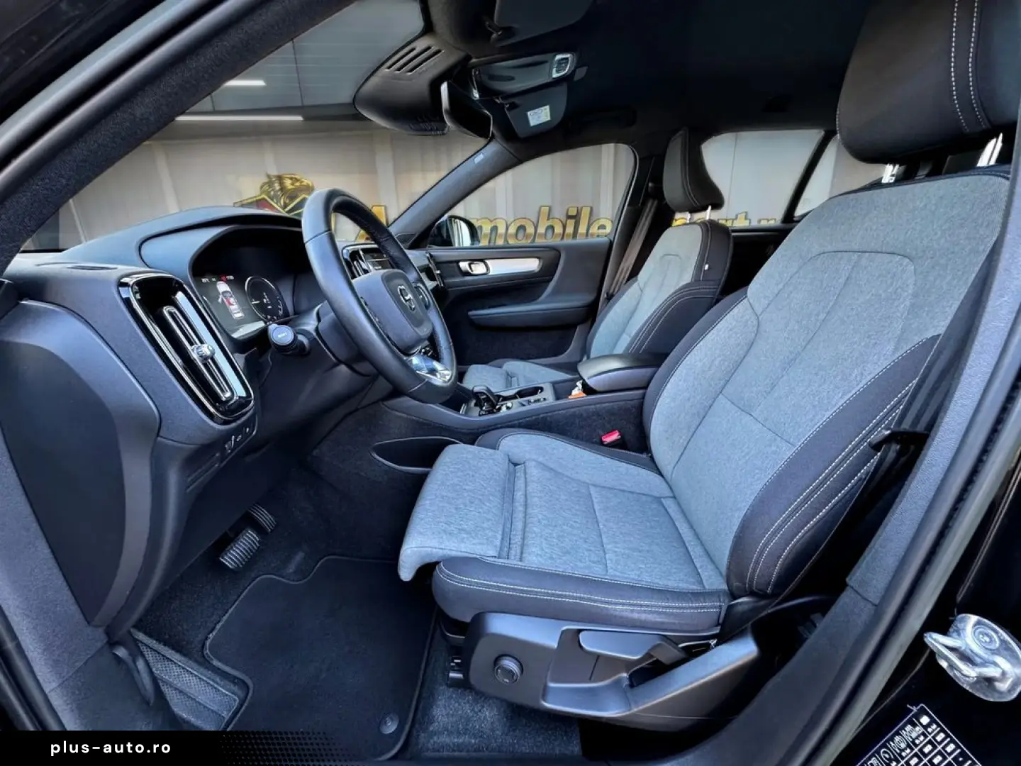 Volvo Xc-40