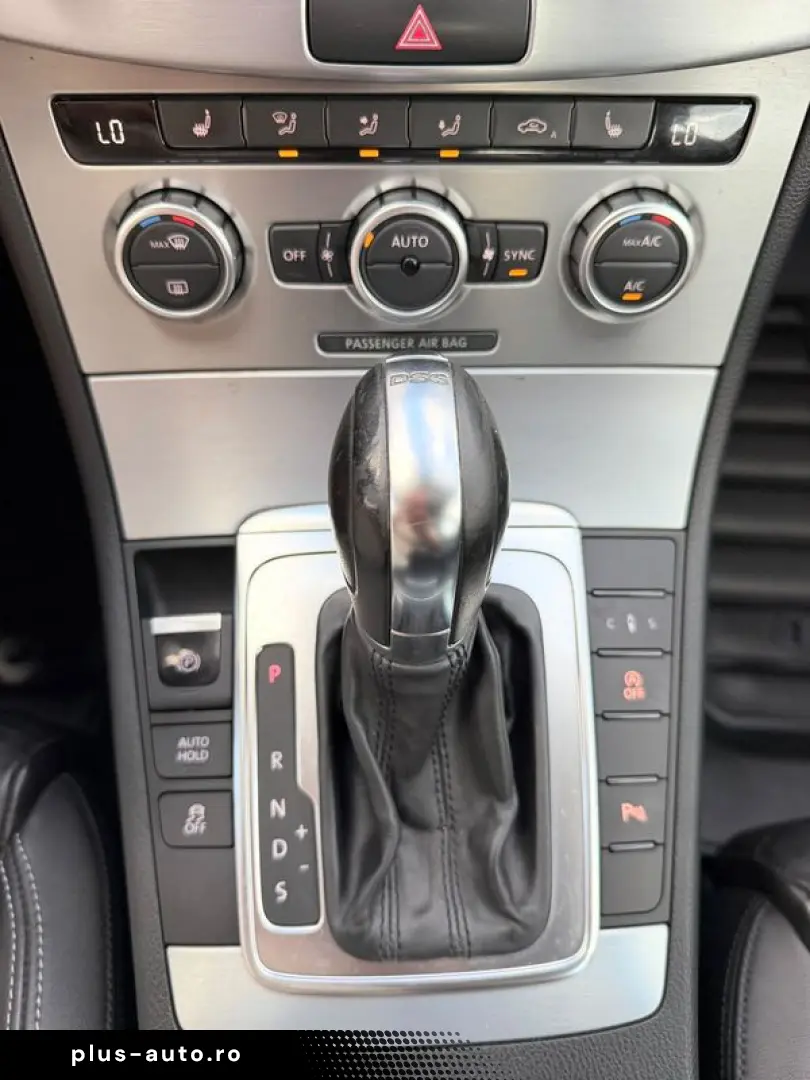 Volkswagen Passat-Cc