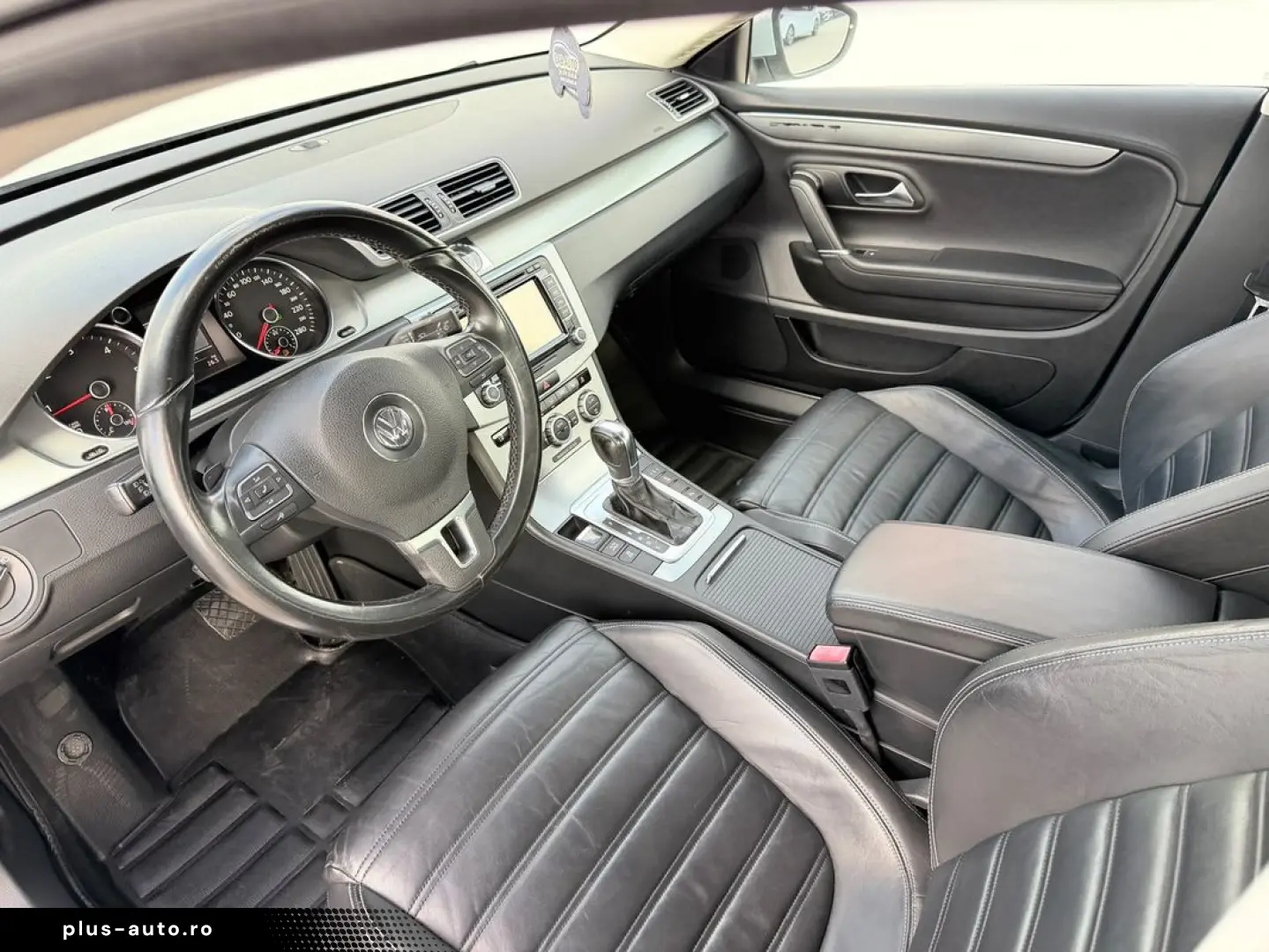 Volkswagen Passat-Cc