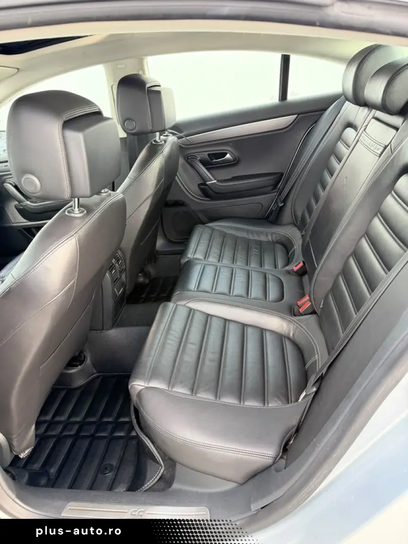 Volkswagen Passat-Cc