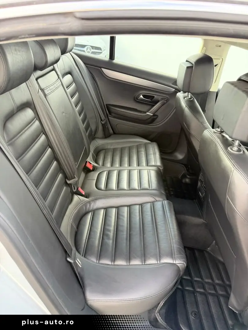 Volkswagen Passat-Cc