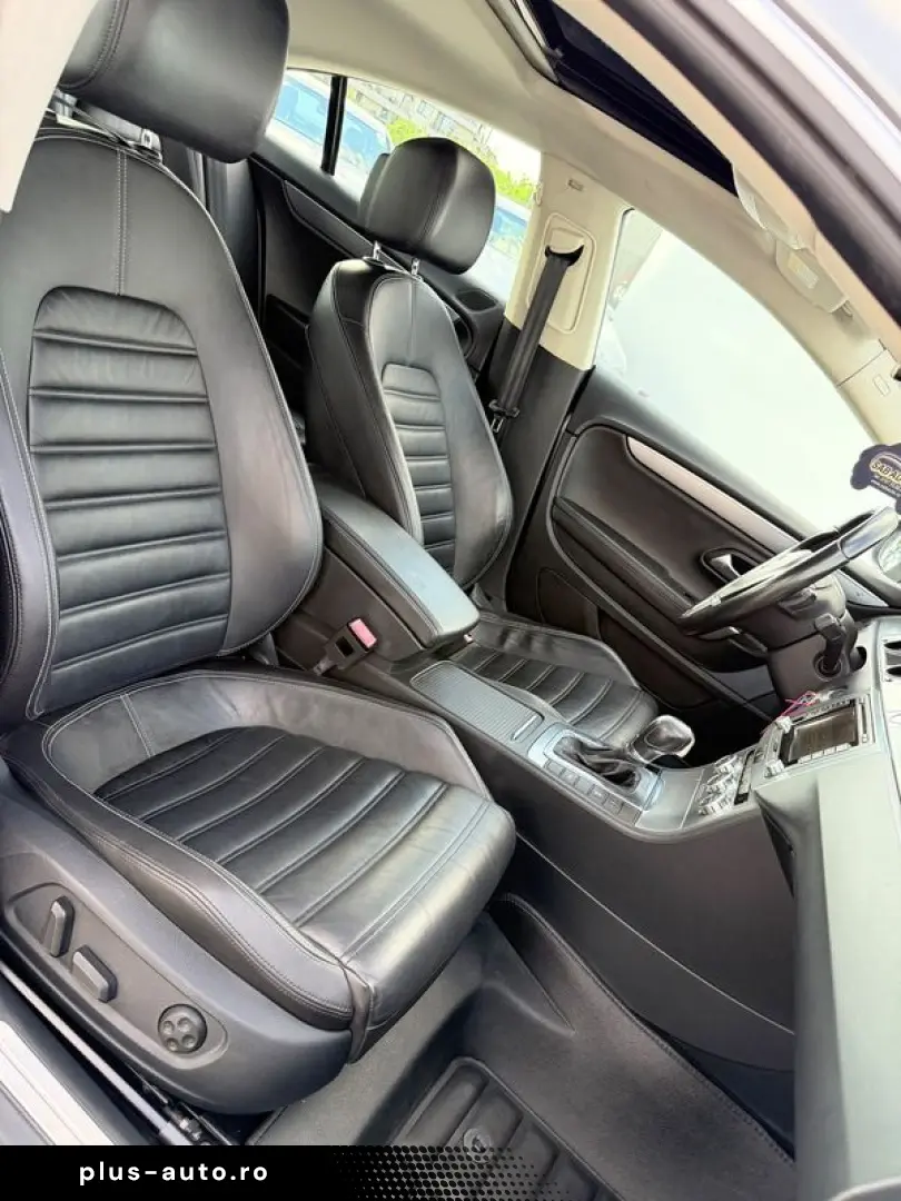 Volkswagen Passat-Cc