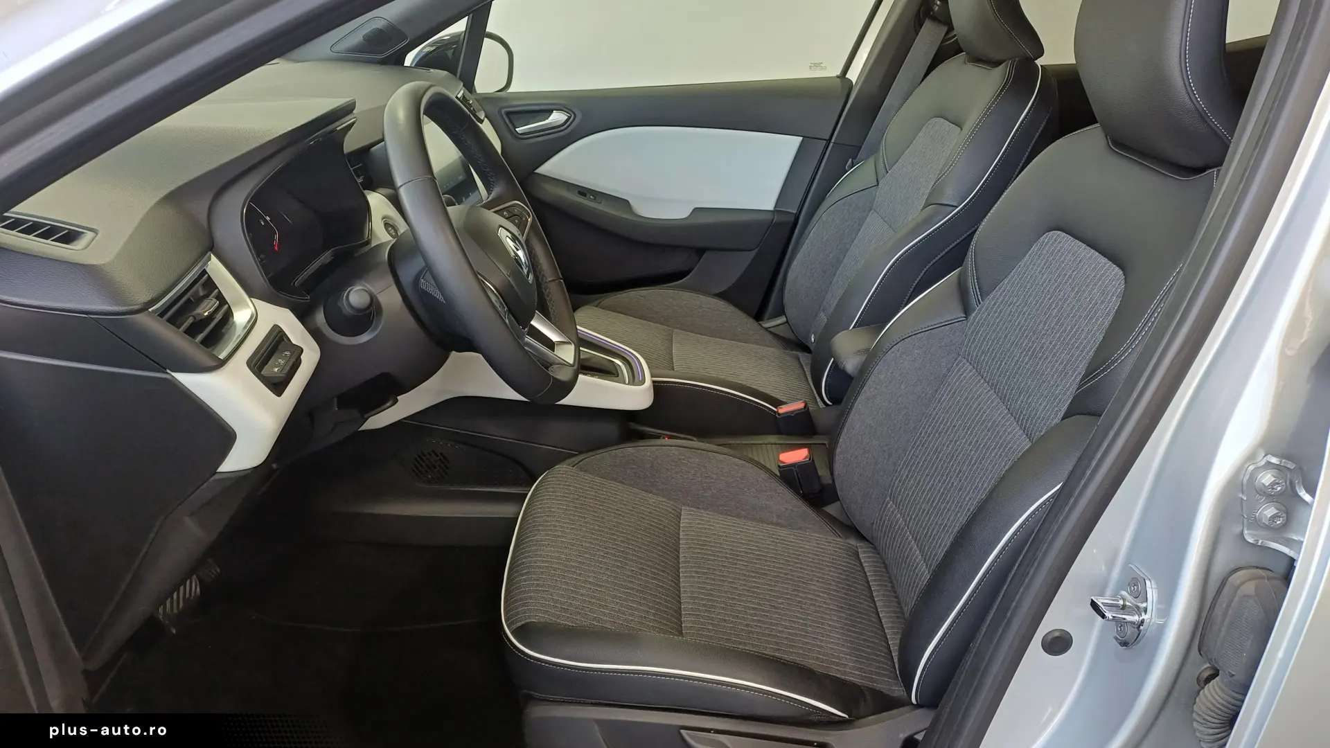 Renault Clio V 1.0 TCe 90 X-Tronic Techno