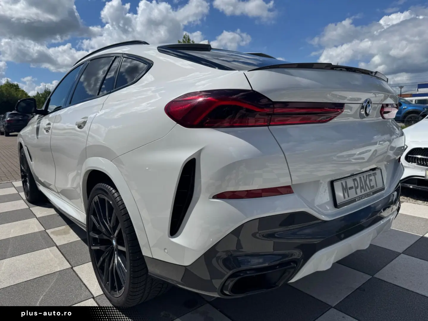 BMW X6 40 i M Sport Carbon 22  Sky Lounge Laser