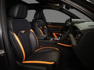 Bentley Bentayga Speed V8  MY2026