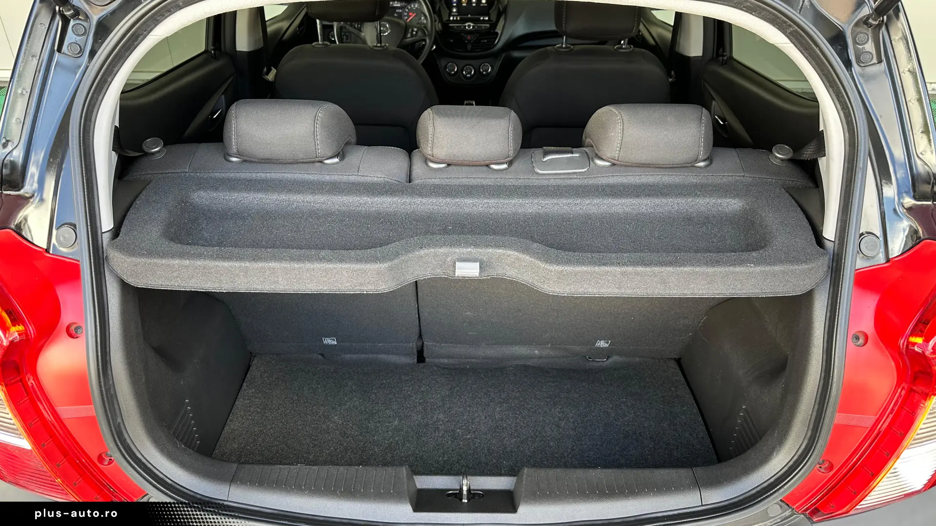 Opel Karl 1.0 Benzina 74 CP An 2019
