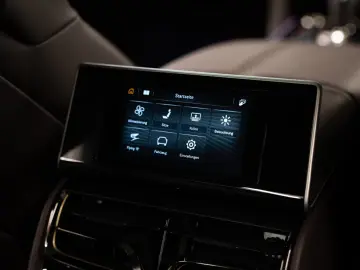 Bentley Flying Spur V8 Hybrid MY26