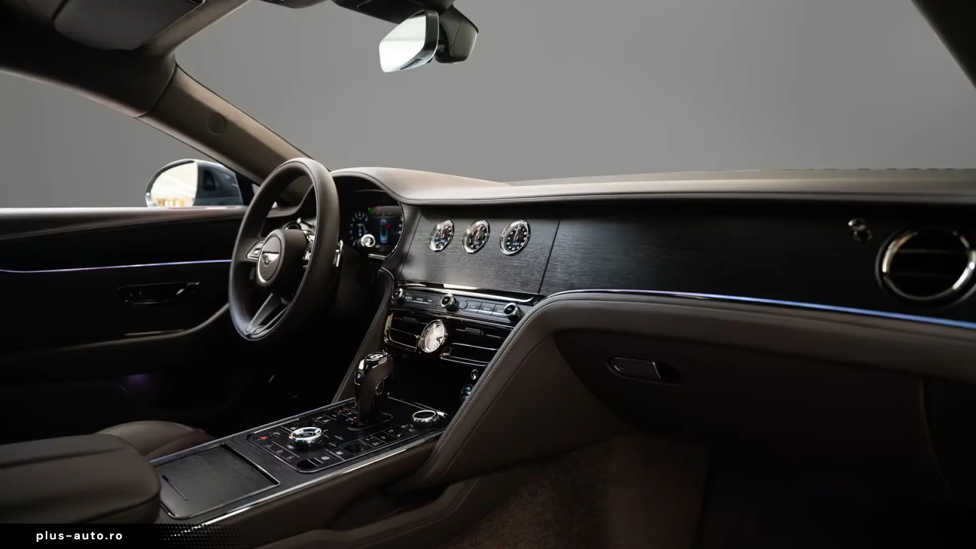 Bentley Flying Spur V8 Hybrid MY26
