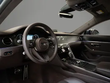Bentley Flying Spur V8 Hybrid MY26