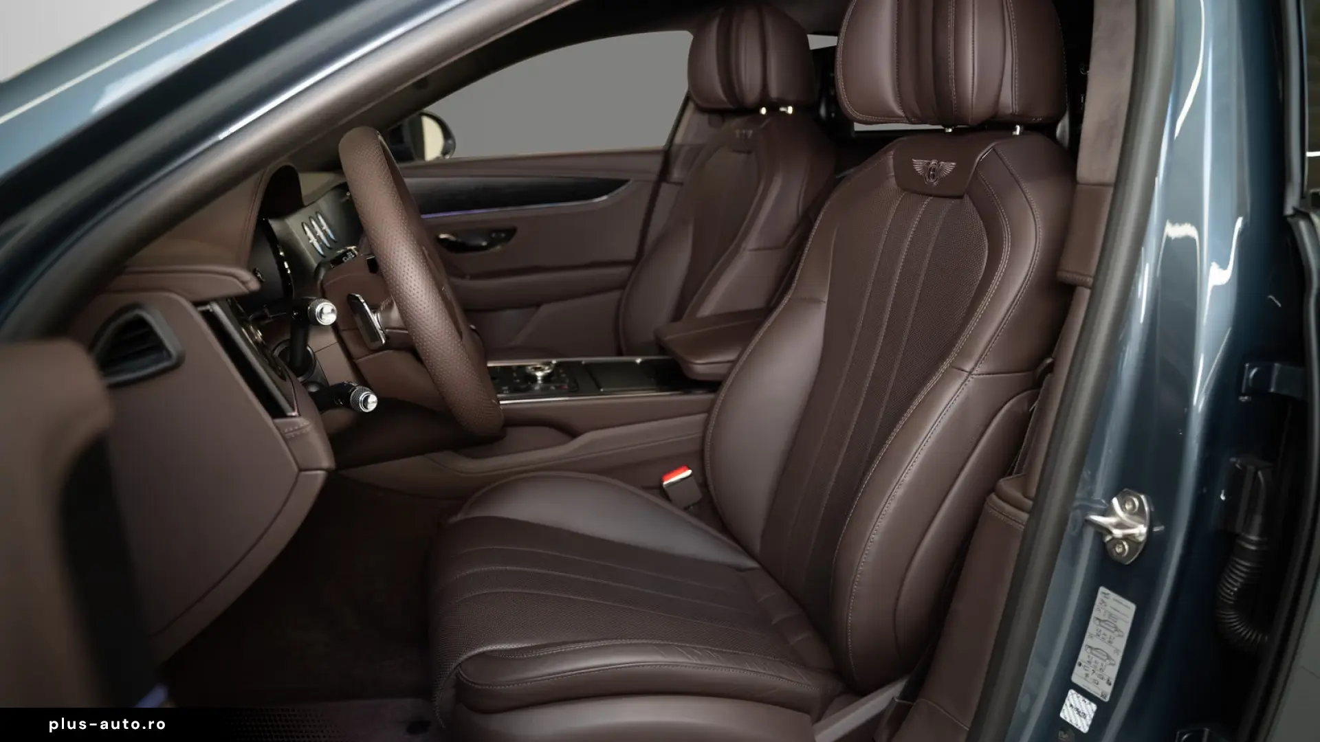 Bentley Flying Spur V8 Hybrid MY26