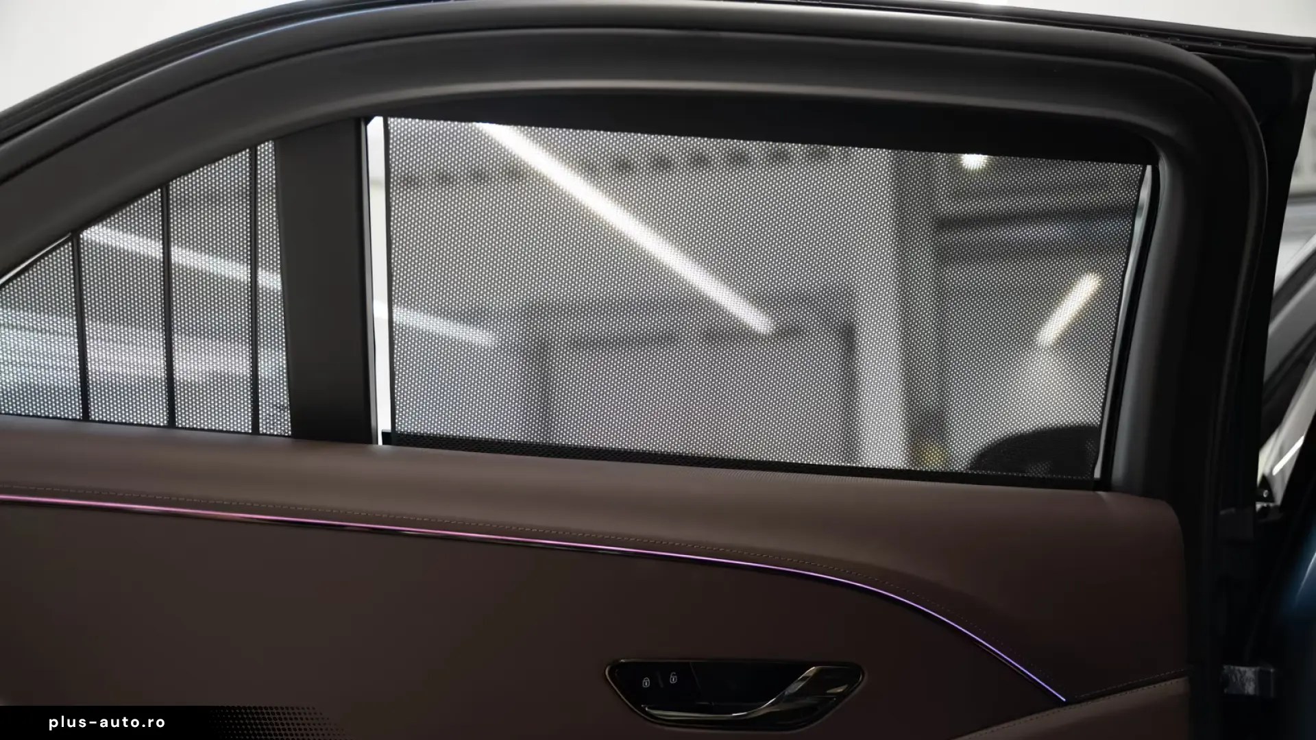 Bentley Flying Spur V8 Hybrid MY26