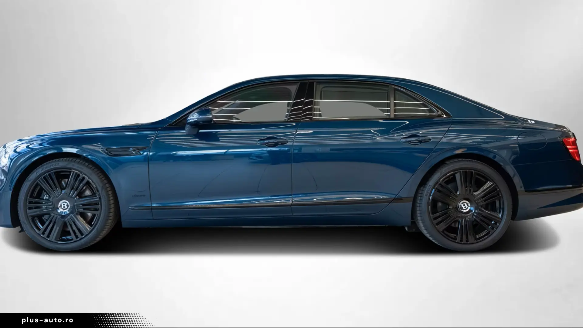 Bentley Flying Spur Azure V8 Hybrid