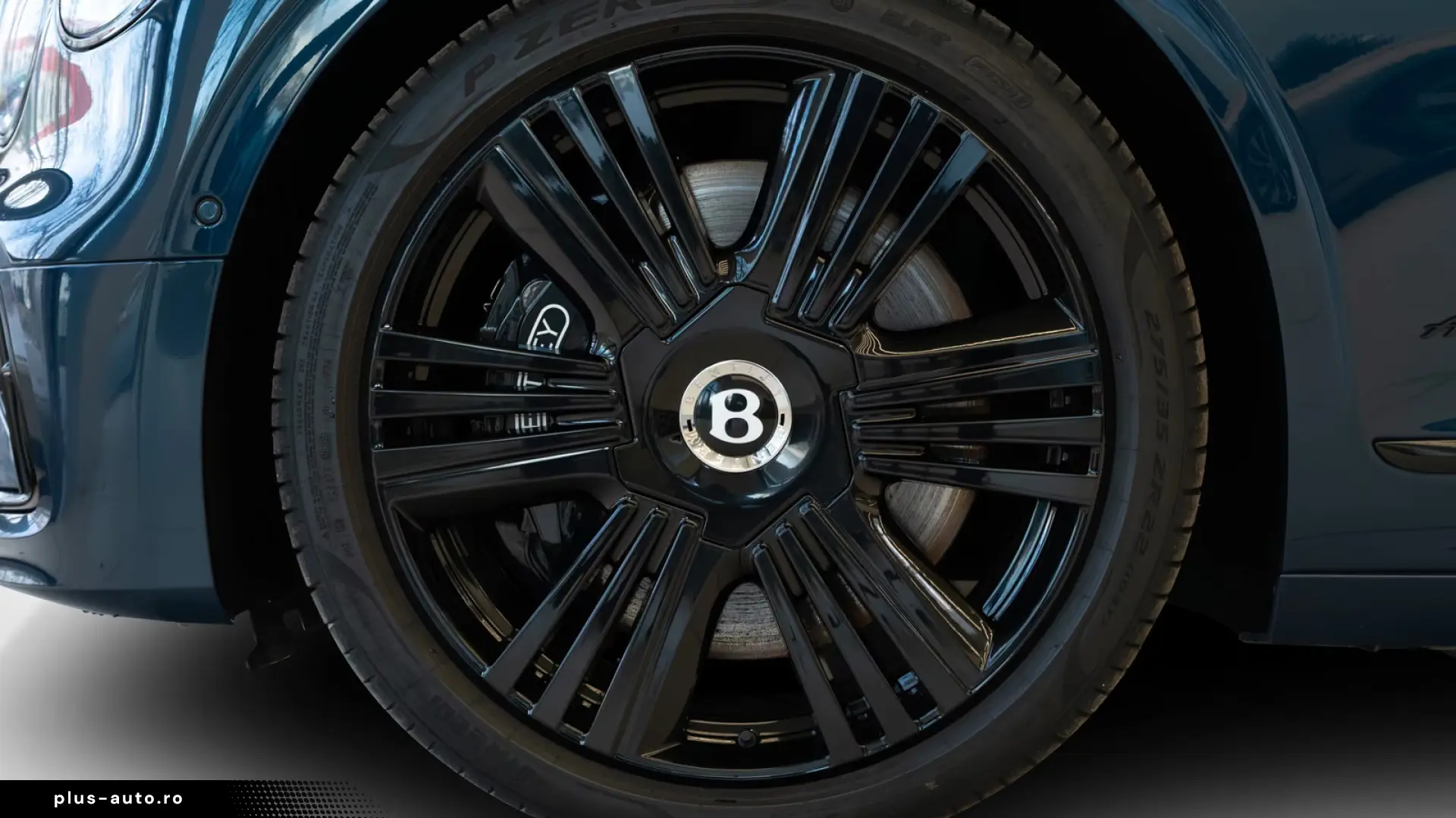 Bentley Flying Spur Azure V8 Hybrid