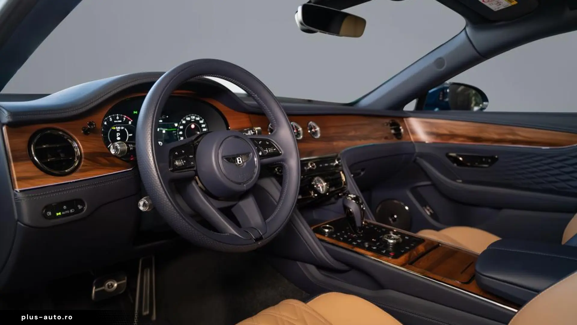 Bentley Flying Spur Azure V8 Hybrid