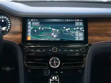 Bentley Flying Spur Azure V8 Hybrid
