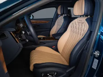 Bentley Flying Spur Azure V8 Hybrid