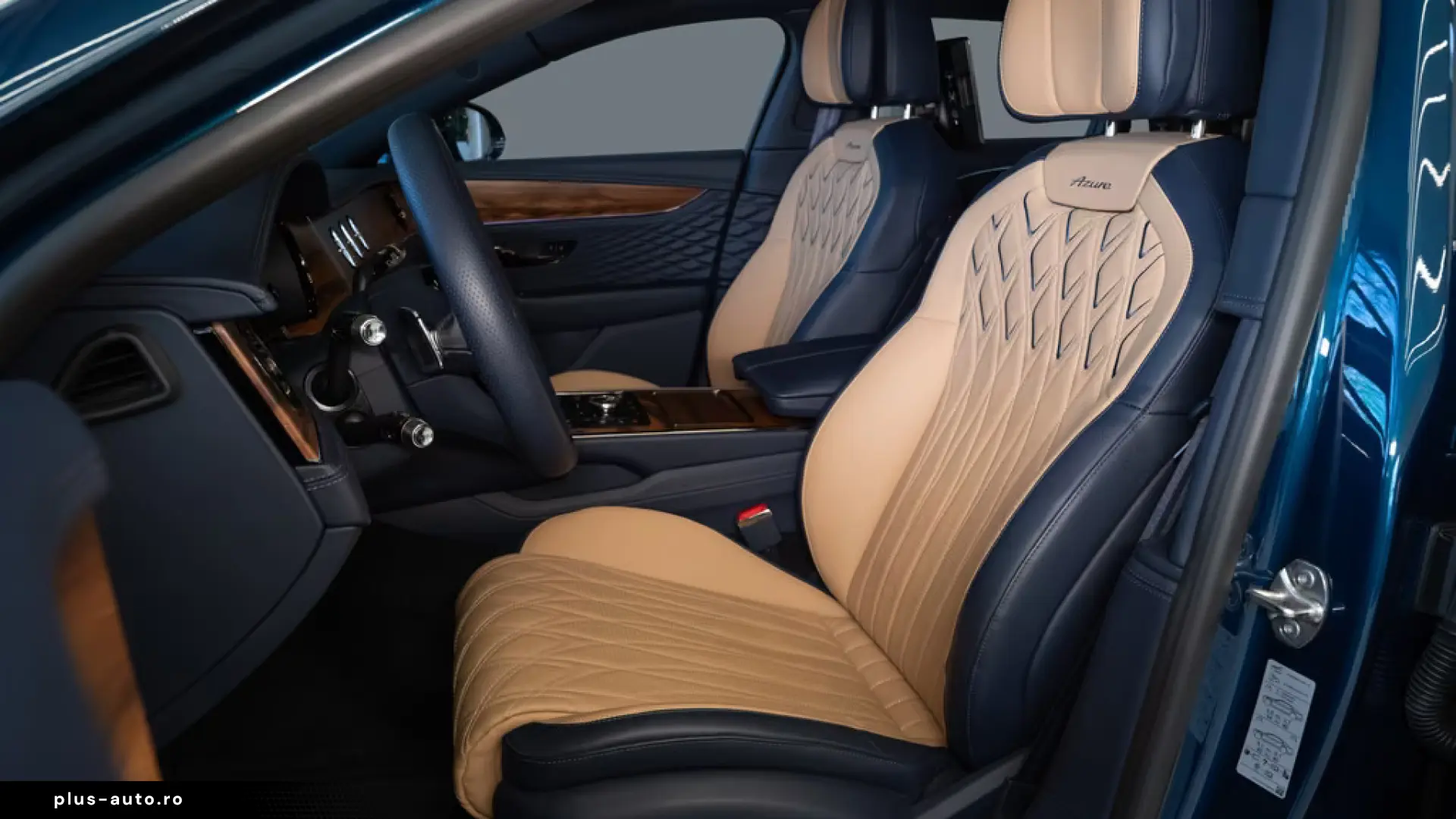 Bentley Flying Spur Azure V8 Hybrid