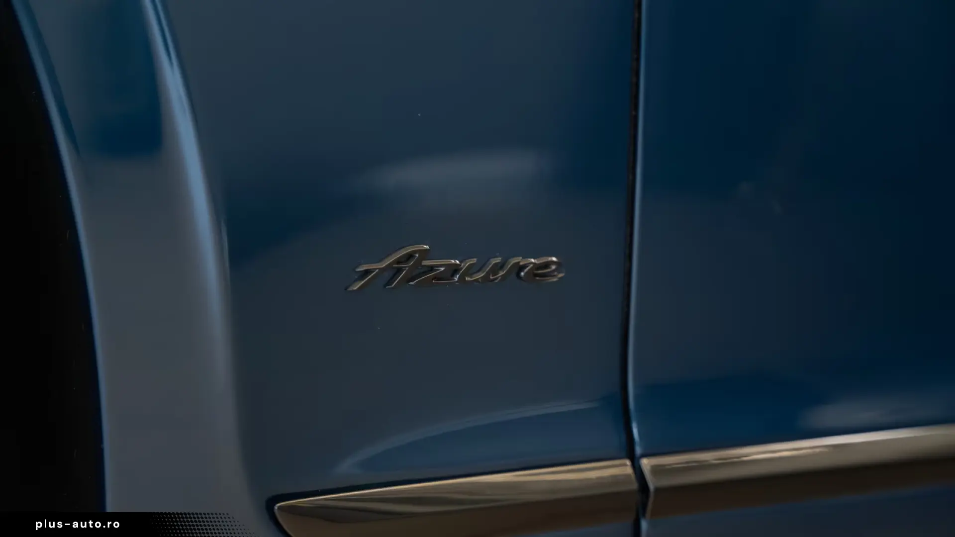 Bentley Flying Spur Azure V8 Hybrid