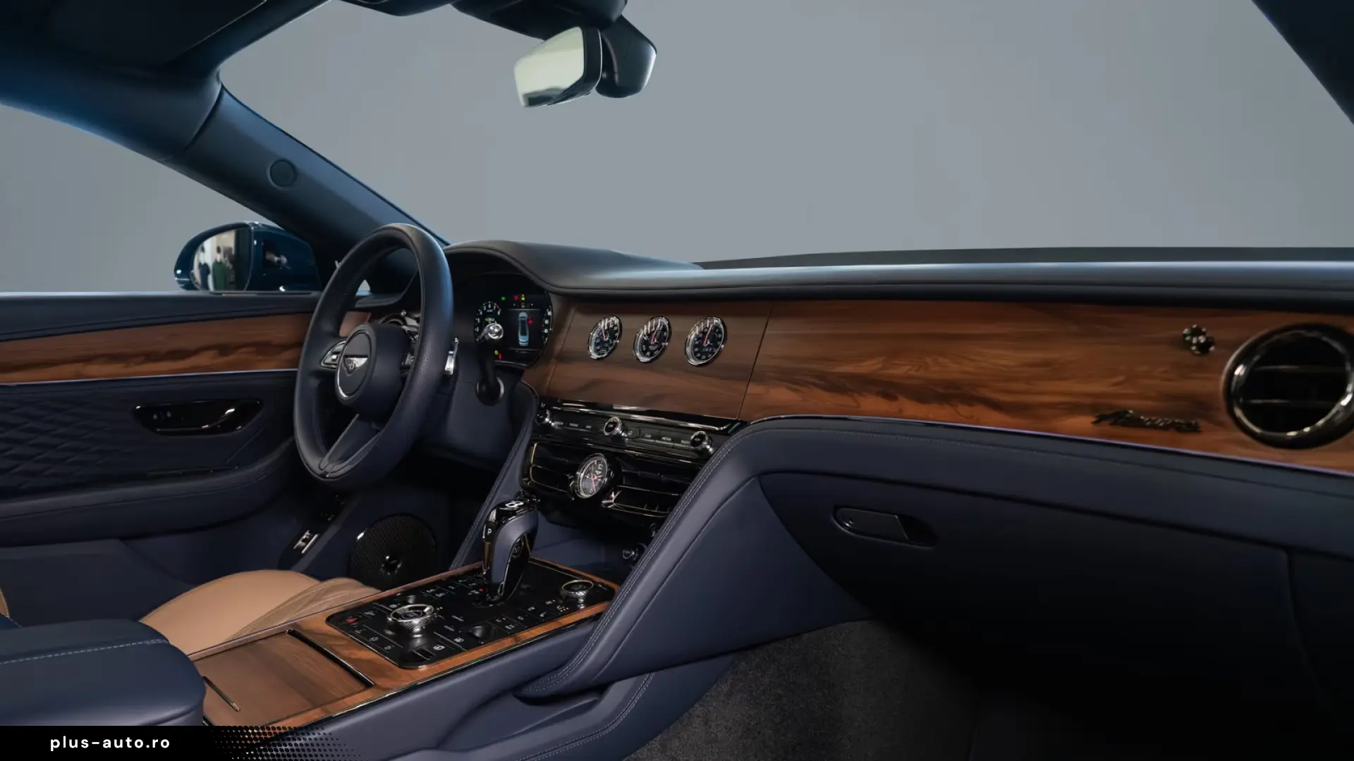 Bentley Flying Spur Azure V8 Hybrid