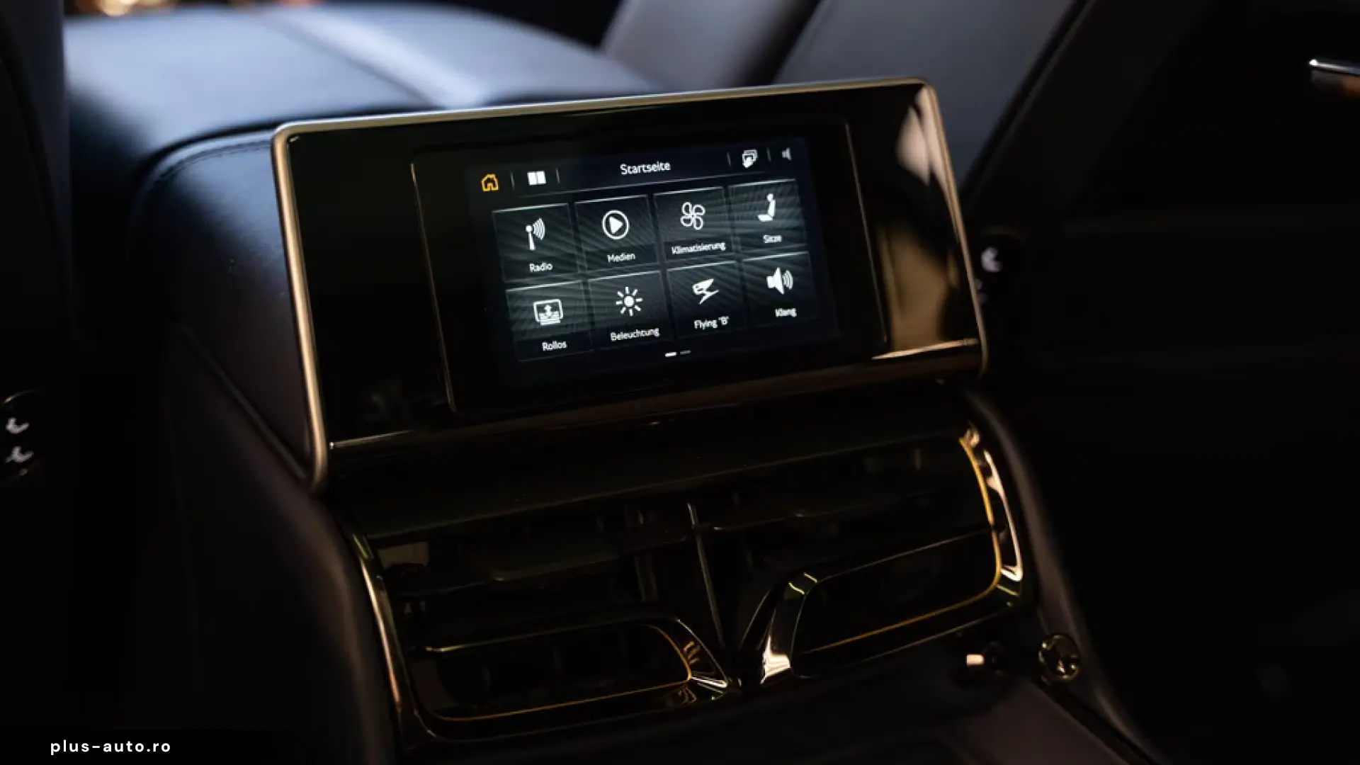 Bentley Flying Spur Azure V8 Hybrid