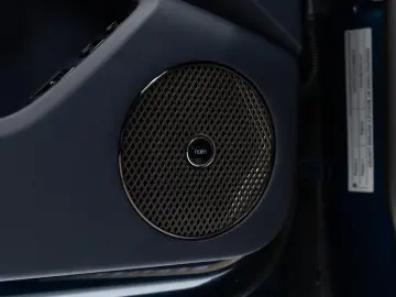 Bentley Flying Spur Azure V8 Hybrid