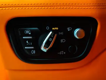 Bentley Bentayga S Hybrid  BELUGA-