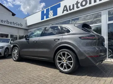 PORSCHE Cayenne S HuD Pano 21  Standhz. InnoDrive Kamera