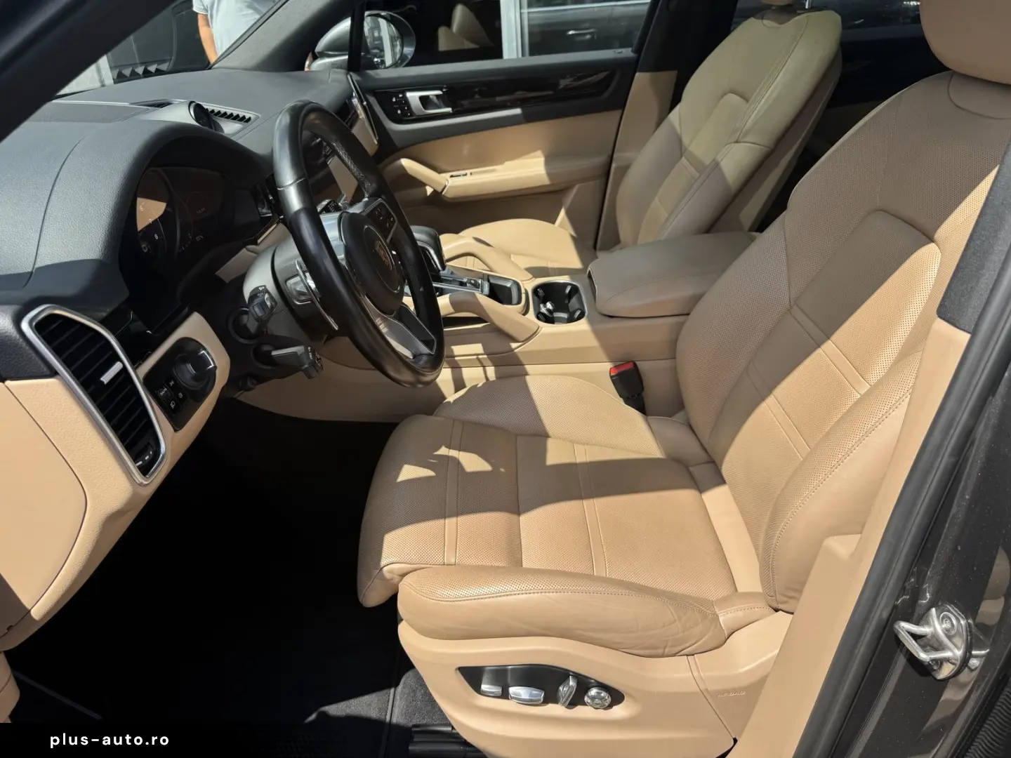 PORSCHE Cayenne S HuD Pano 21  Standhz. InnoDrive Kamera