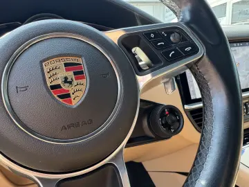 PORSCHE Cayenne S HuD Pano 21  Standhz. InnoDrive Kamera