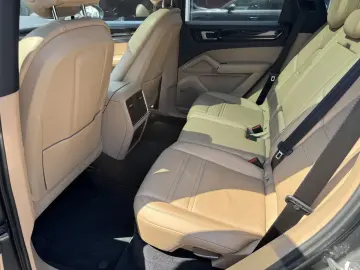 PORSCHE Cayenne S HuD Pano 21  Standhz. InnoDrive Kamera