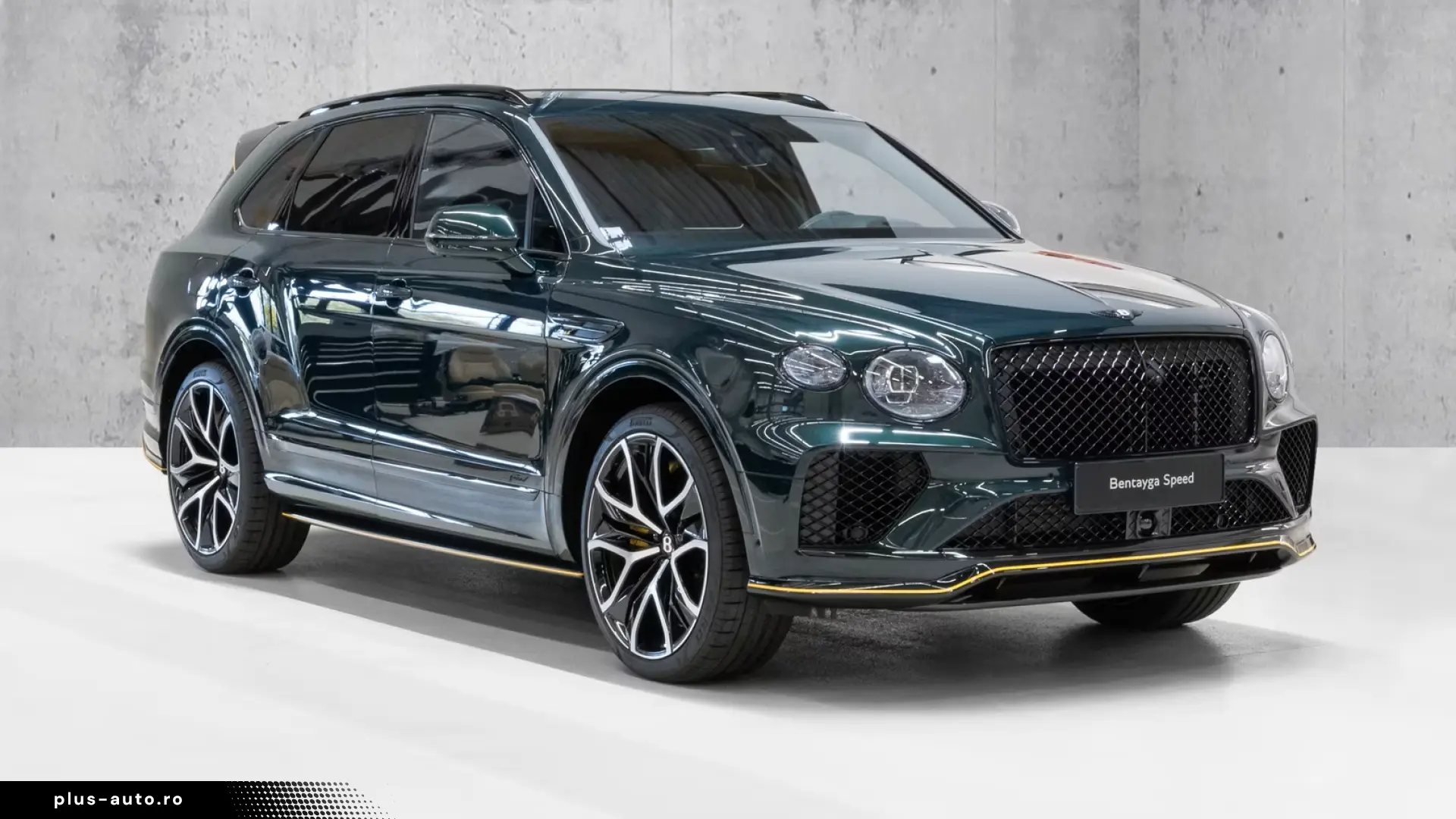 Bentley Bentayga Speed Akrapovic Exhaust  Parking