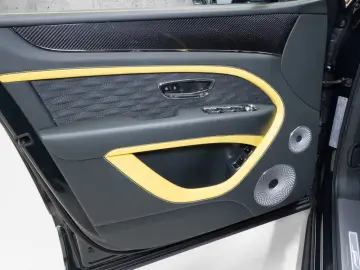 Bentley Bentayga Speed Akrapovic Exhaust  Parking