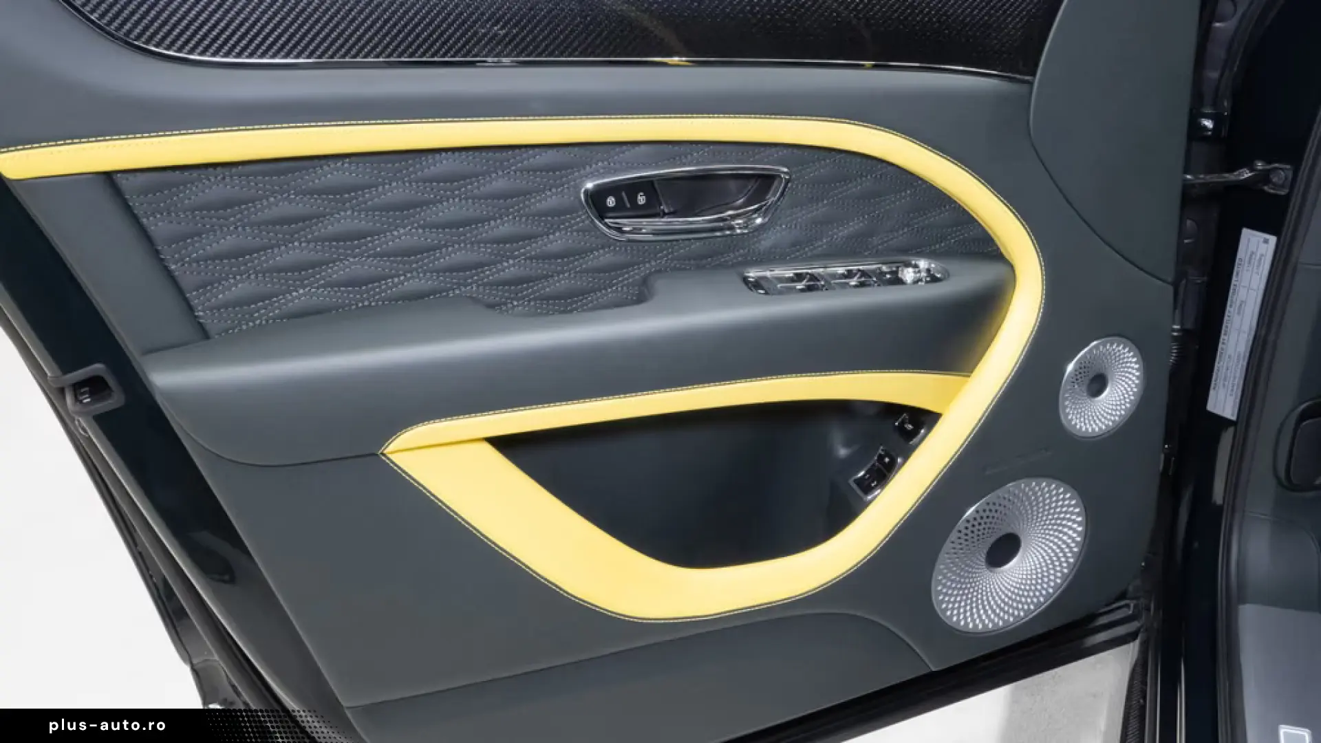Bentley Bentayga Speed Akrapovic Exhaust  Parking
