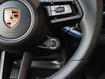 Porsche Cayenne Coupé Black Edition;18-Wege