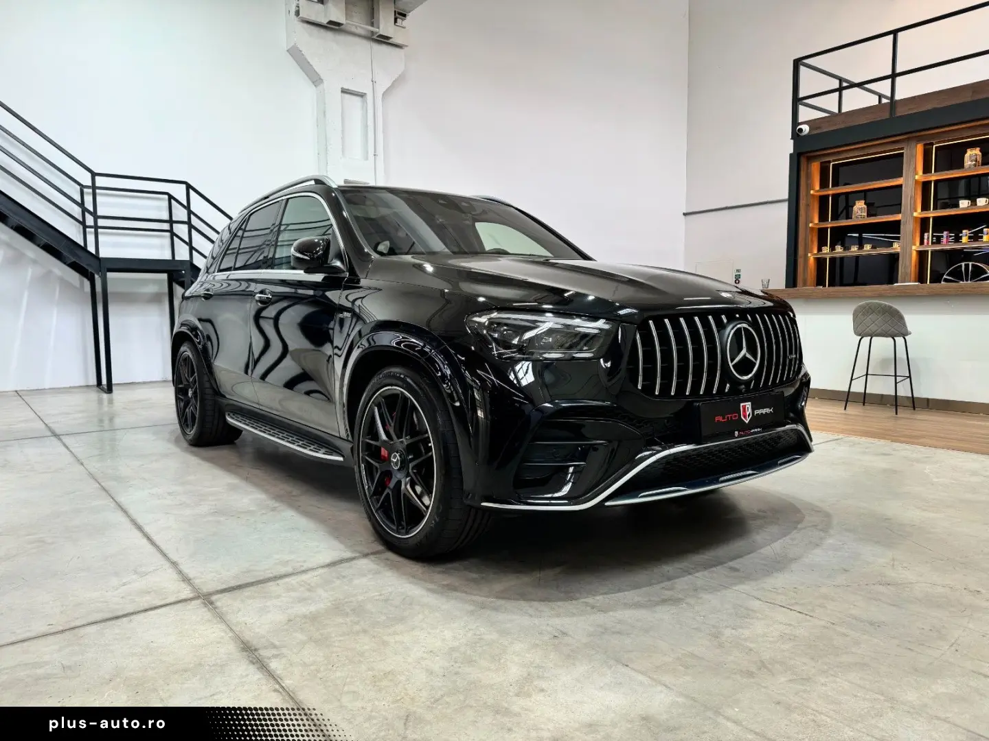 MERCEDES-BENZ GLE 53 AMG HUD AIR PANO AHK MASSAGE BURMESTER