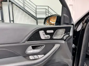 MERCEDES-BENZ GLE 53 AMG HUD AIR PANO AHK MASSAGE BURMESTER