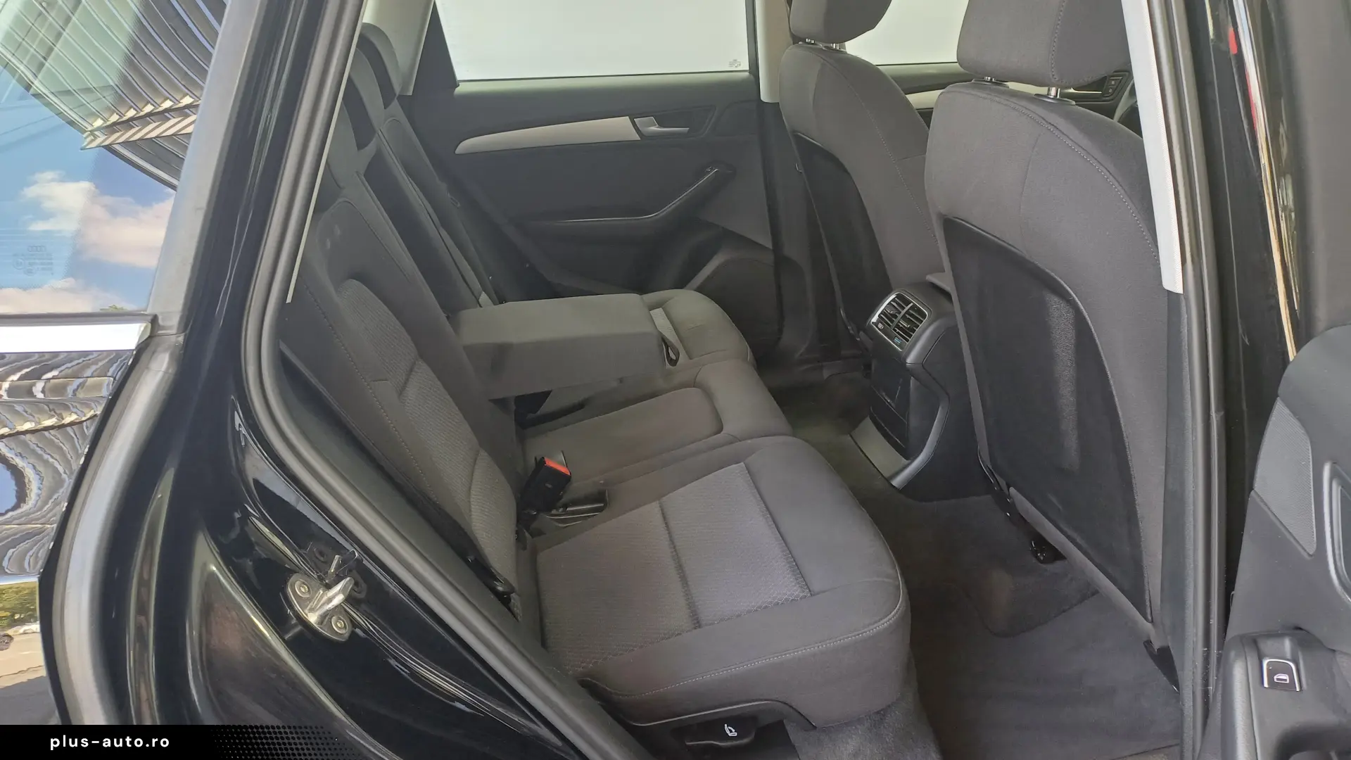 Audi Q5 2.0 TDI clean diesel quattro