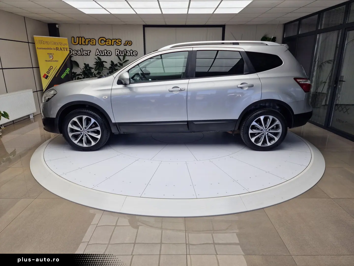 Nissan Qashqai 2 1.6 dCi Tekna 4×4  130cp  Euro 5  7 locuri