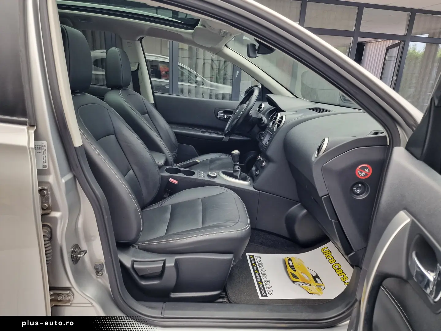 Nissan Qashqai 2 1.6 dCi Tekna 4×4  130cp  Euro 5  7 locuri