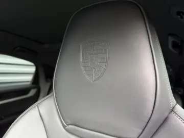 Porsche Cayenne E-Hybrid Coupe   Sportabgas