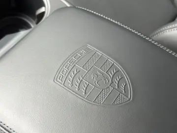 Porsche Cayenne E-Hybrid Coupe   Sportabgas