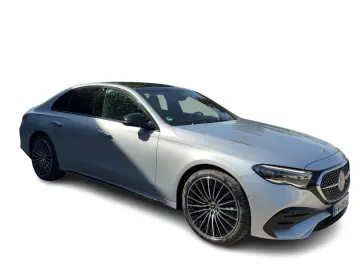 Mercedes-Benz E 220 d AMG PANO KEYGO DISTR BURM MEMO
