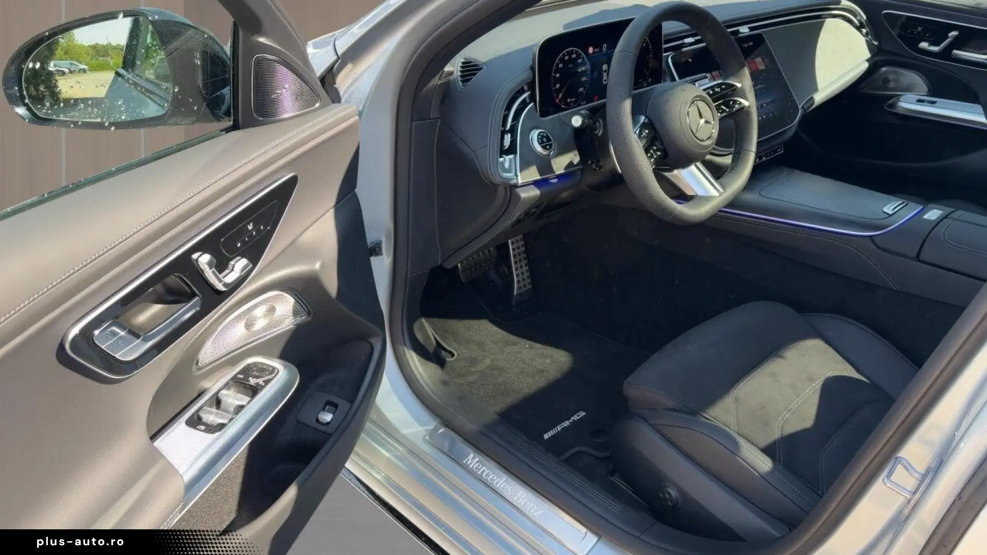 Mercedes-Benz E 220 d AMG PANO KEYGO DISTR BURM MEMO